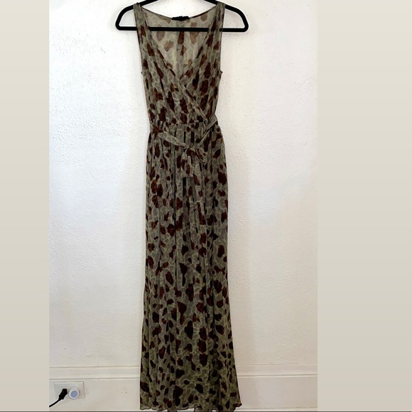 Olivaceous Animal Print Chiffon Faux Belt tie Wrap Maxi Dress 
Mobwife style - Picture 3 of 10
